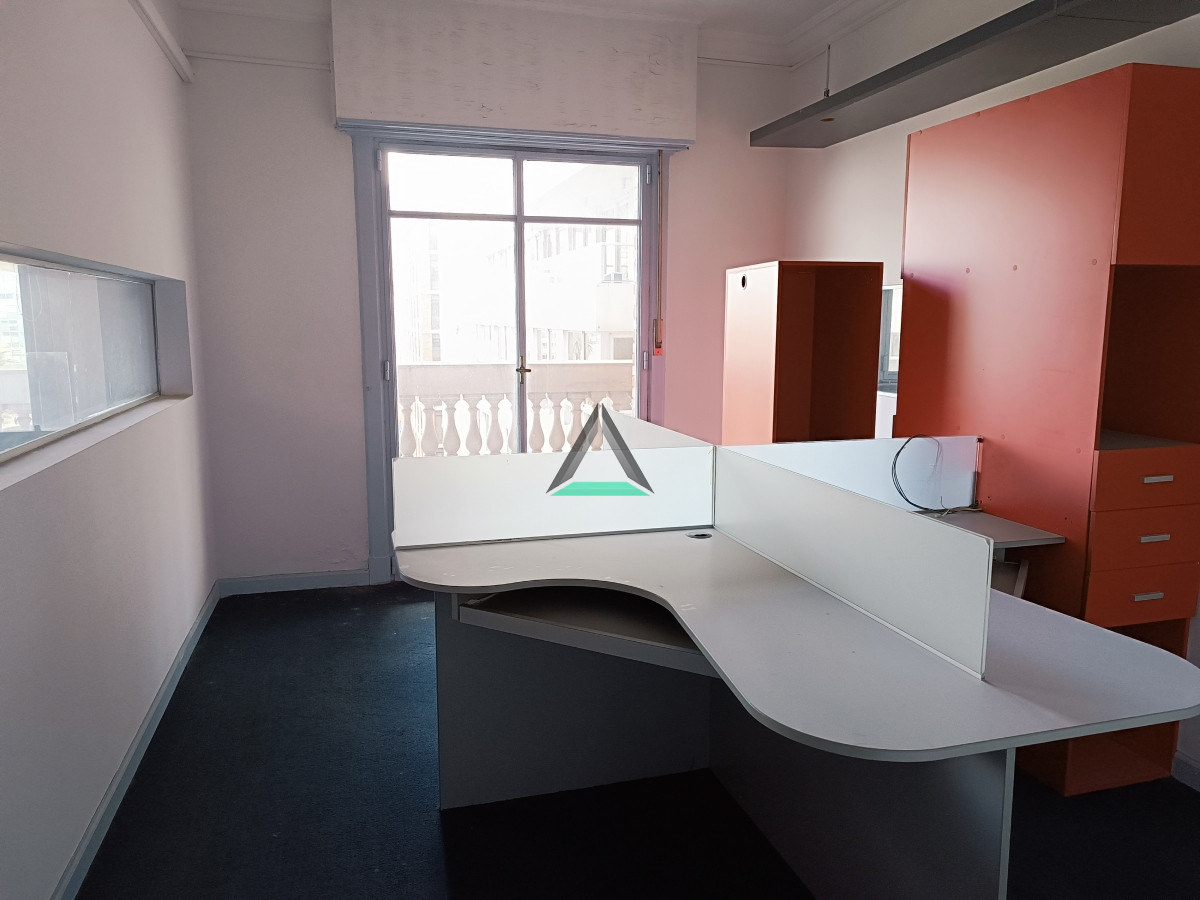 Apartamento ID.92 - VENTA APARTAMENTO PLAZA INDEPENDENCIA A RECICLAR 