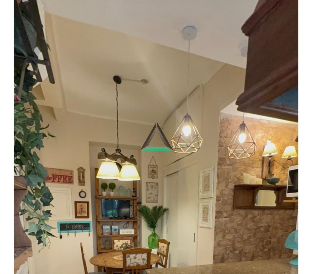 Apartamento ID.117 - VENTA APARTAMENTO 3 DORMITORIOS SEÑORIAL A NUEVO MUY LUMINOSO