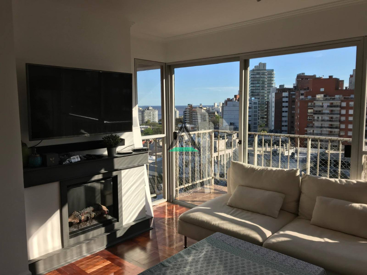 Apartamento ID.45 - MUEBLES TODO A NUEVO - PUNTA CARRETAS