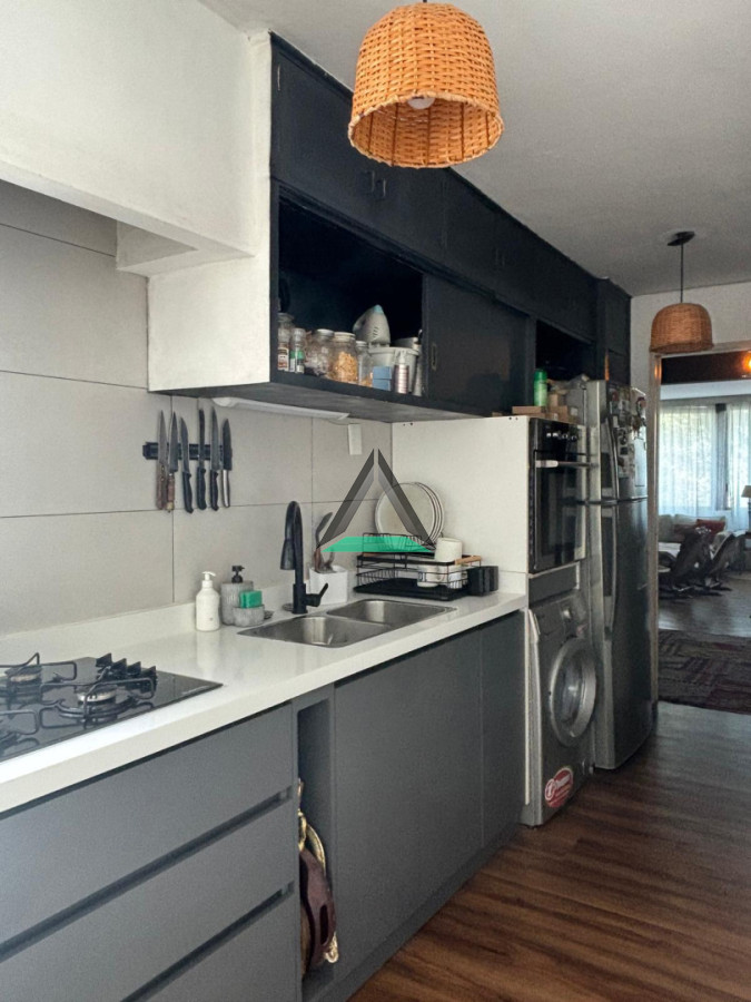 Apartamento ID.141 - A metros de Rambla, Pocitos living apaisado amplio 3 dorm y servicio garage grande