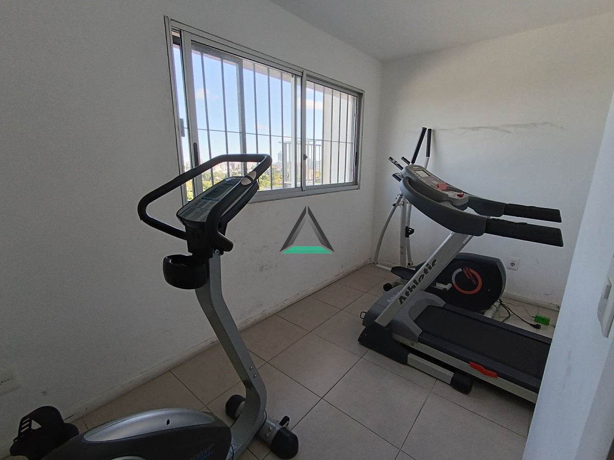 Apartamento ID.77 - VENTA APARTAMENTO PQUE BATLLE 1 DORM. CON GARAGE PARA RENTA