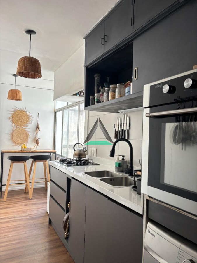 Apartamento ID.141 - A metros de Rambla, Pocitos living apaisado amplio 3 dorm y servicio garage grande