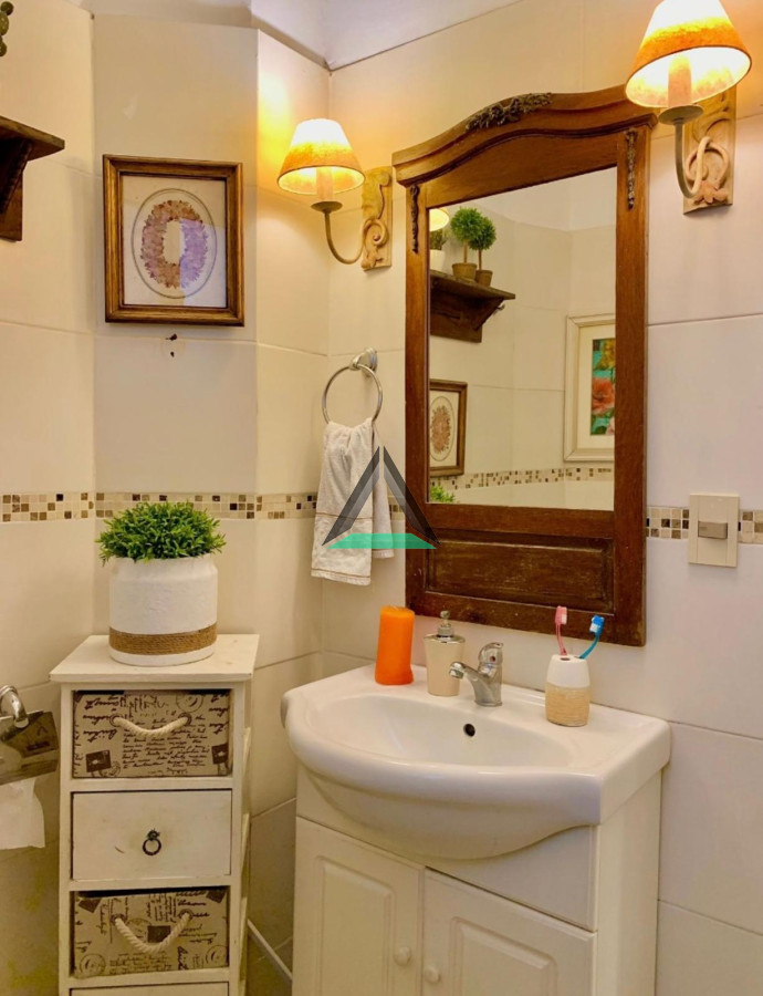 Apartamento ID.117 - VENTA APARTAMENTO 3 DORMITORIOS SEÑORIAL A NUEVO MUY LUMINOSO