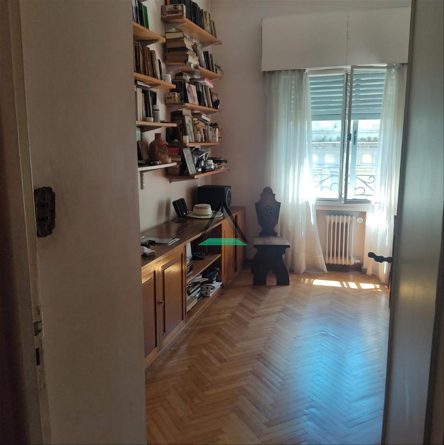 Apartamento ID.10 - Señorial Apartamento En Venta