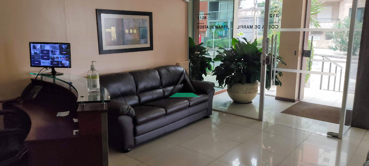 Apartamento ID.2 - Alquiler categoría muebles metros Rambla
