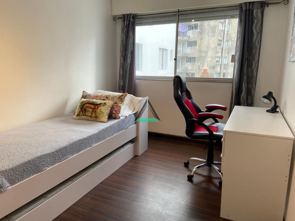 Apartamento ID.2 - Alquiler categoría muebles metros Rambla