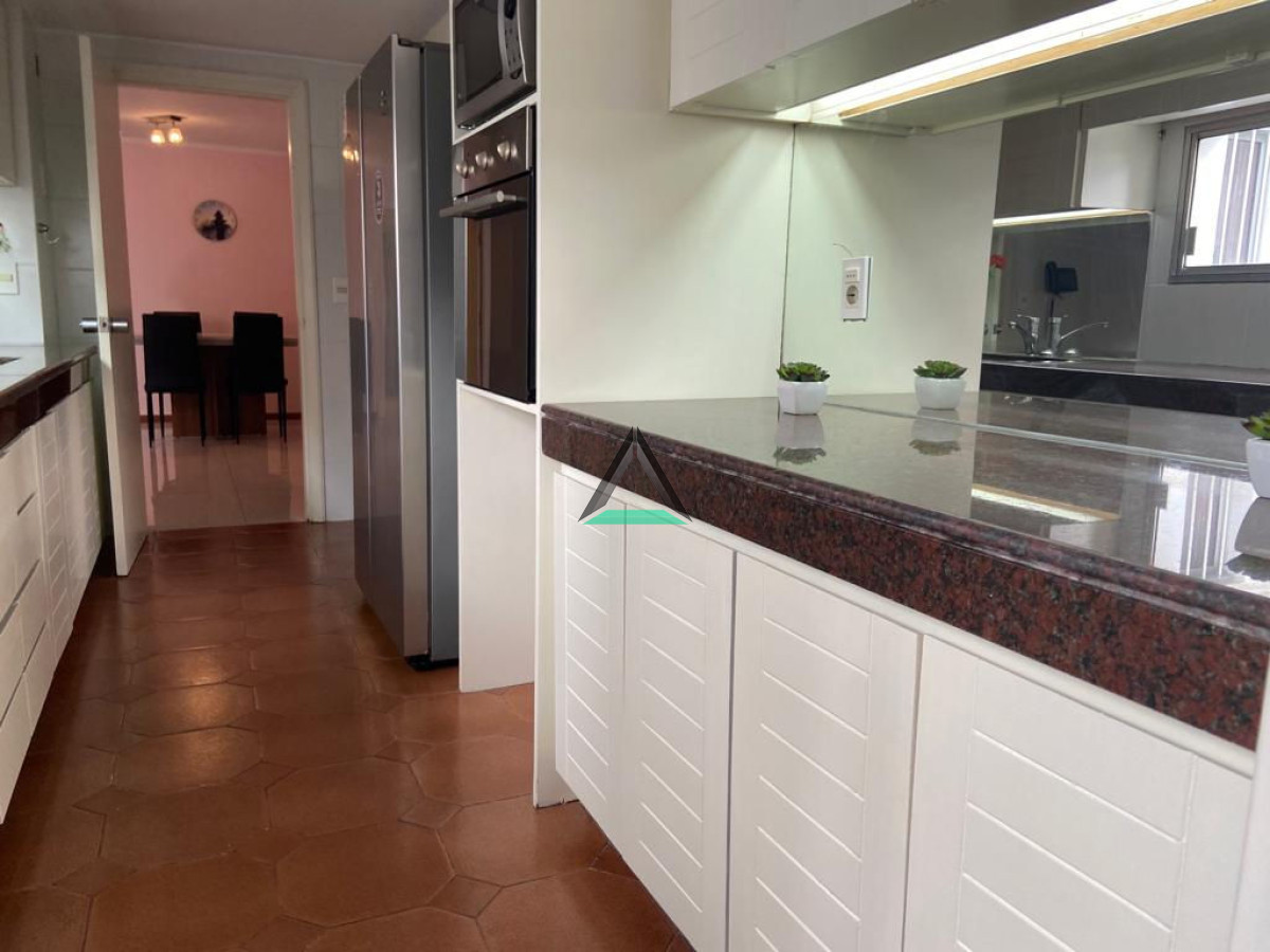 Apartamento ID.2 - Alquiler categoría muebles metros Rambla