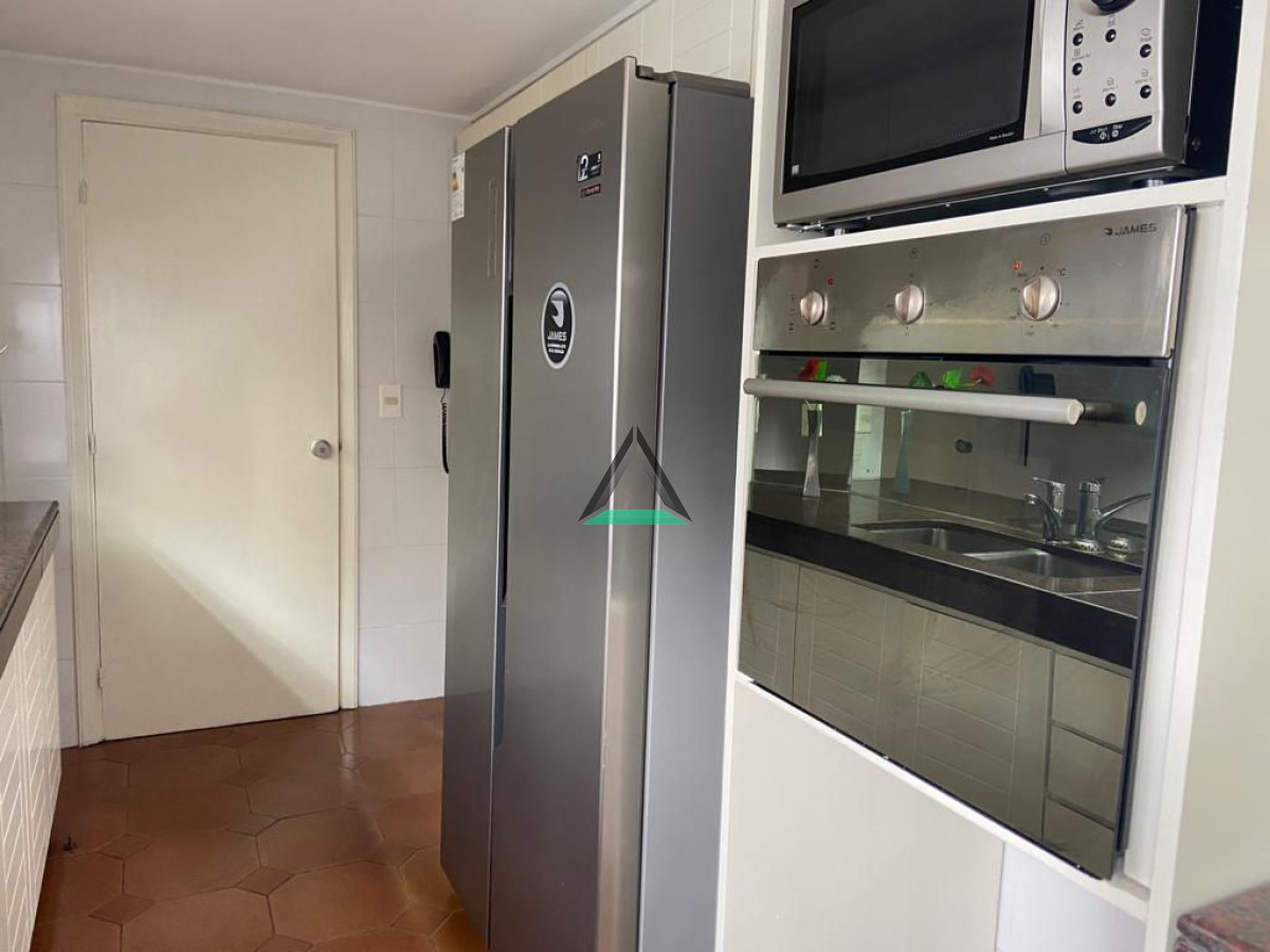 Apartamento ID.2 - Alquiler categoría muebles metros Rambla