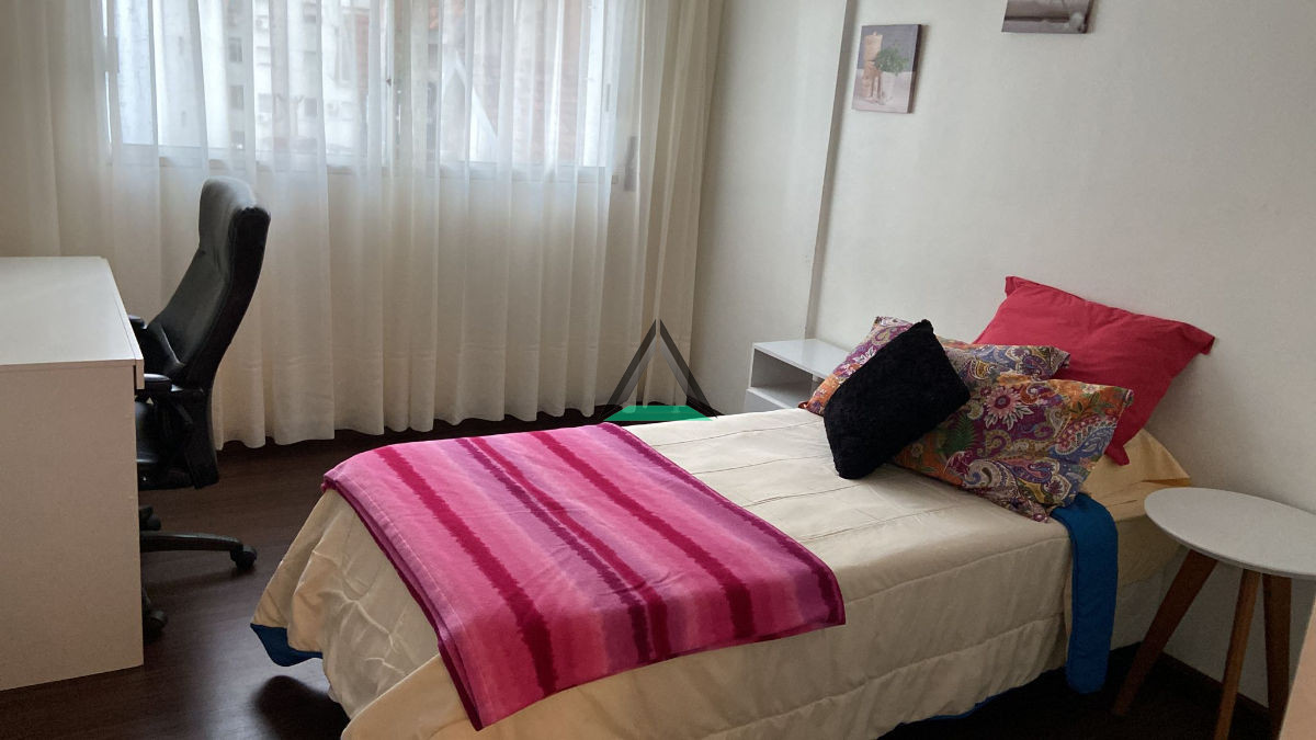 Apartamento ID.2 - Alquiler categoría muebles metros Rambla