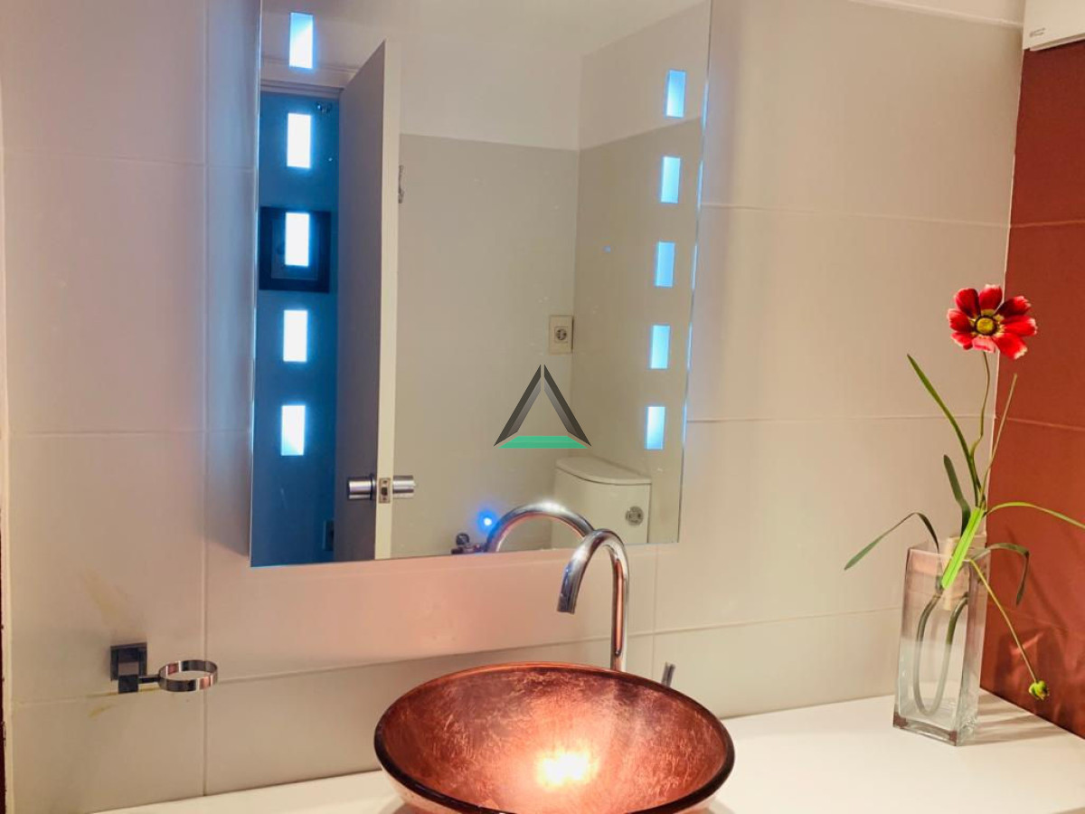 Apartamento ID.2 - Alquiler categoría muebles metros Rambla