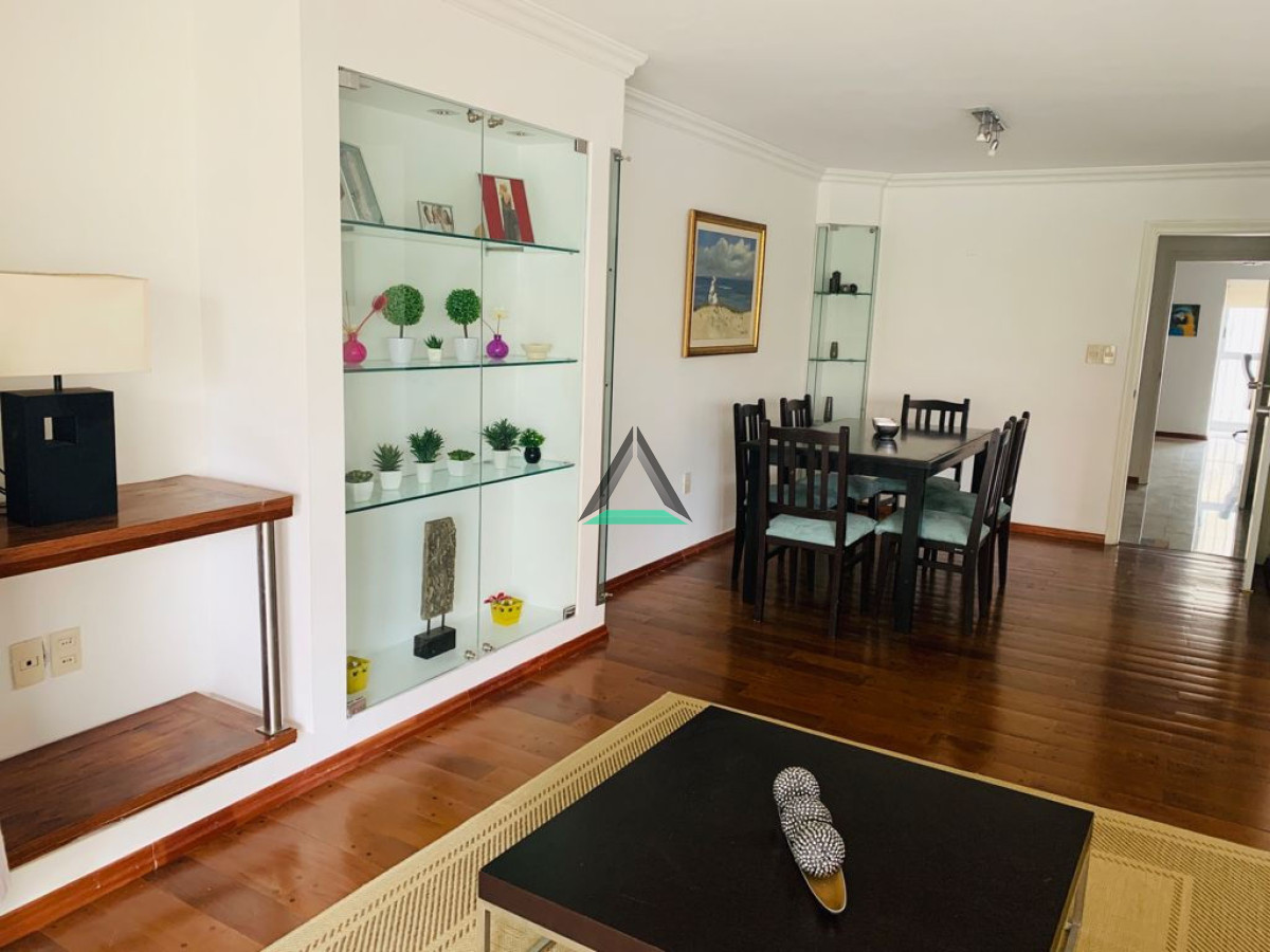 Apartamento ID.2 - Alquiler categoría muebles metros Rambla