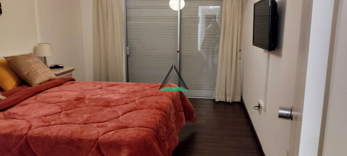 Apartamento ID.2 - Alquiler categoría muebles metros Rambla