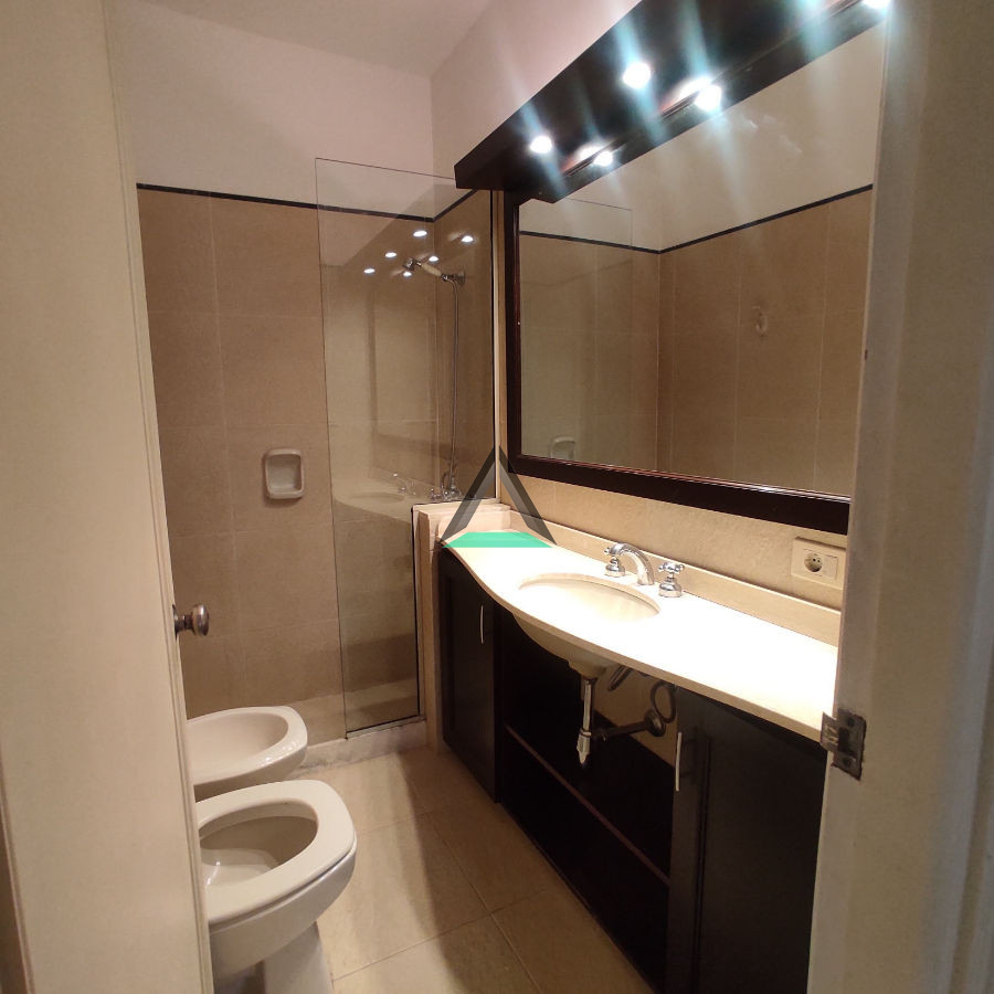Apartamento ID.37 - Apto. venta Cordón Sur, 240 m.