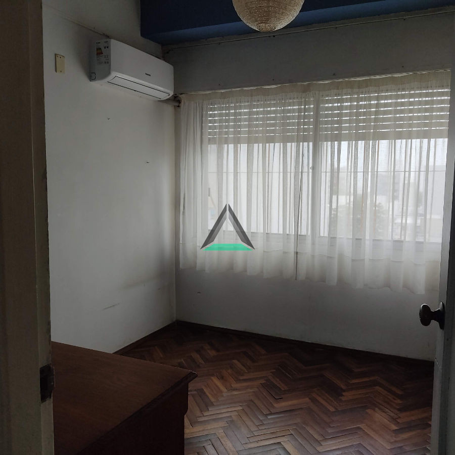 Apartamento ID.37 - Apto. venta Cordón Sur, 240 m.