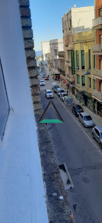 Apartamento ID.3 - VENTA APTO CON RENTA  