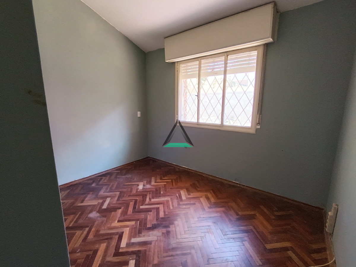Casa ID.75 - CASA VENTA CARRASCO 4 DORM.  TAJES FRENCH COLEGIOS