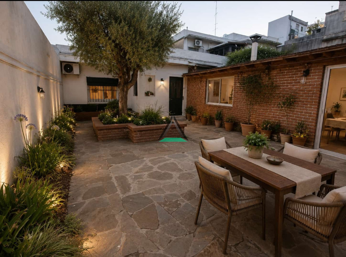 Casa ID.143 - VENTA DE CASA FONDO GARAGE PADRON UNICO