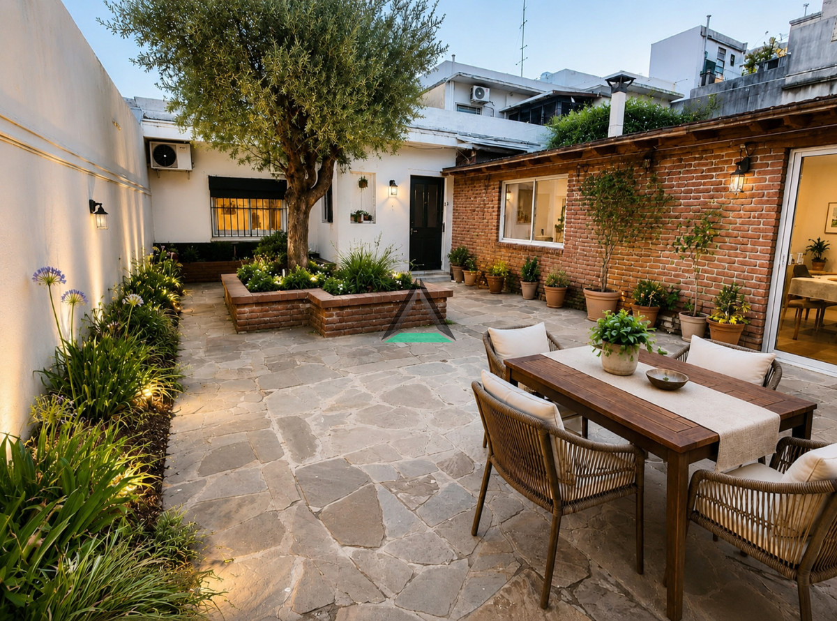 Casa ID.143 - VENTA DE CASA FONDO GARAGE PADRON UNICO