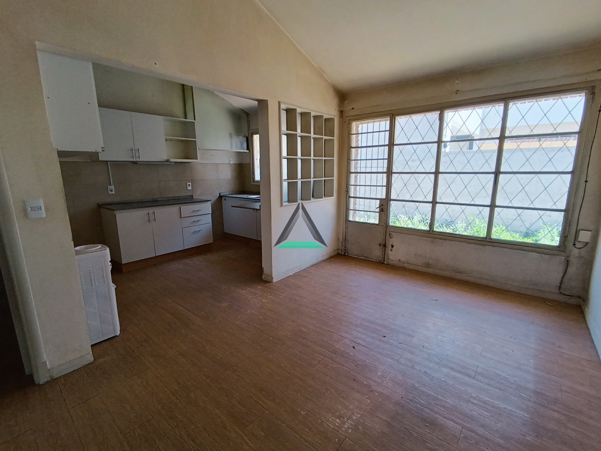 Casa ID.75 - CASA VENTA CARRASCO 4 DORM.  TAJES FRENCH COLEGIOS