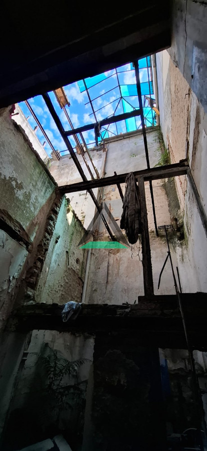 Casa ID.78 - VENTA CASA CIUDAD VIEJA PADRON UNICO PARA RECICLAR A METROS DE PEATONAL 