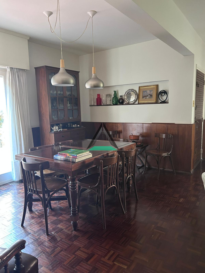 Casa ID.120 - VENTA CASA 4 DORMITORIOS EN PH ESTILO HOUSING, BUEN METRAJE, PARRILLERO TECHADO, COCHERA 2 AUTOS, EXCELENTE ESTADO Y CONSTRUCCION