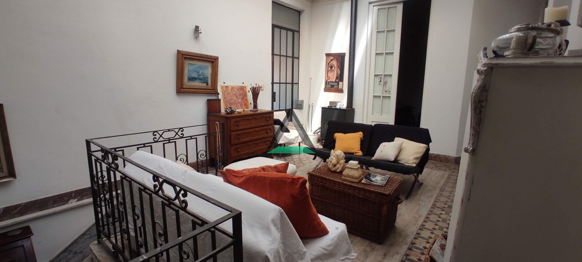 Casa ID.39 - VENTA CASA CORDON SUR. DOS CASAS INDEPENDIENTES PARA EMPRENDIMIENTO, EMPRESAS O VIVIENDA