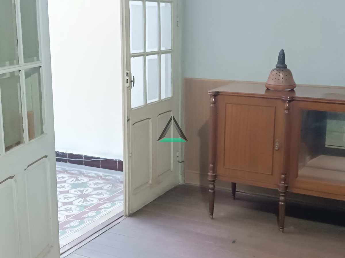 Casa ID.13 - VENTA CASA CORDON SUR PADRIN UNICO DOBLE ALTURA  