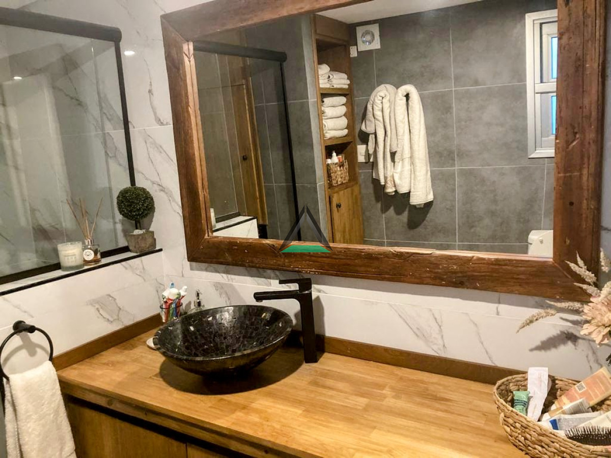 Casa ID.79 - VENTA CASA 2 DOR. 2 BÑOS. PH CON PARRILLERO EXCLUSIVO PARQUE BATLLE POCITOS