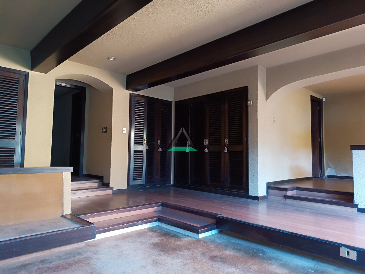 Casa ID.100 - VENTA CASA DE 3 DORMITORIOS EN CARRASCO SUR