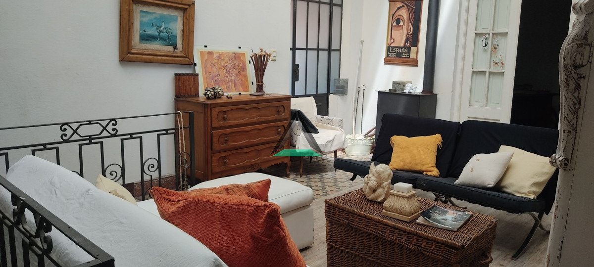 Casa ID.39 - VENTA CASA CORDON SUR. DOS CASAS INDEPENDIENTES PARA EMPRENDIMIENTO, EMPRESAS O VIVIENDA