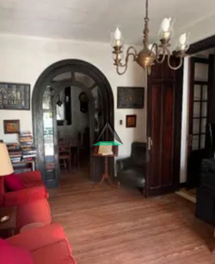 Casa ID.115 - VENTA CASA PUNTA CARRRETAS, ZONA BAJA DE CASAS DE ESTILO !