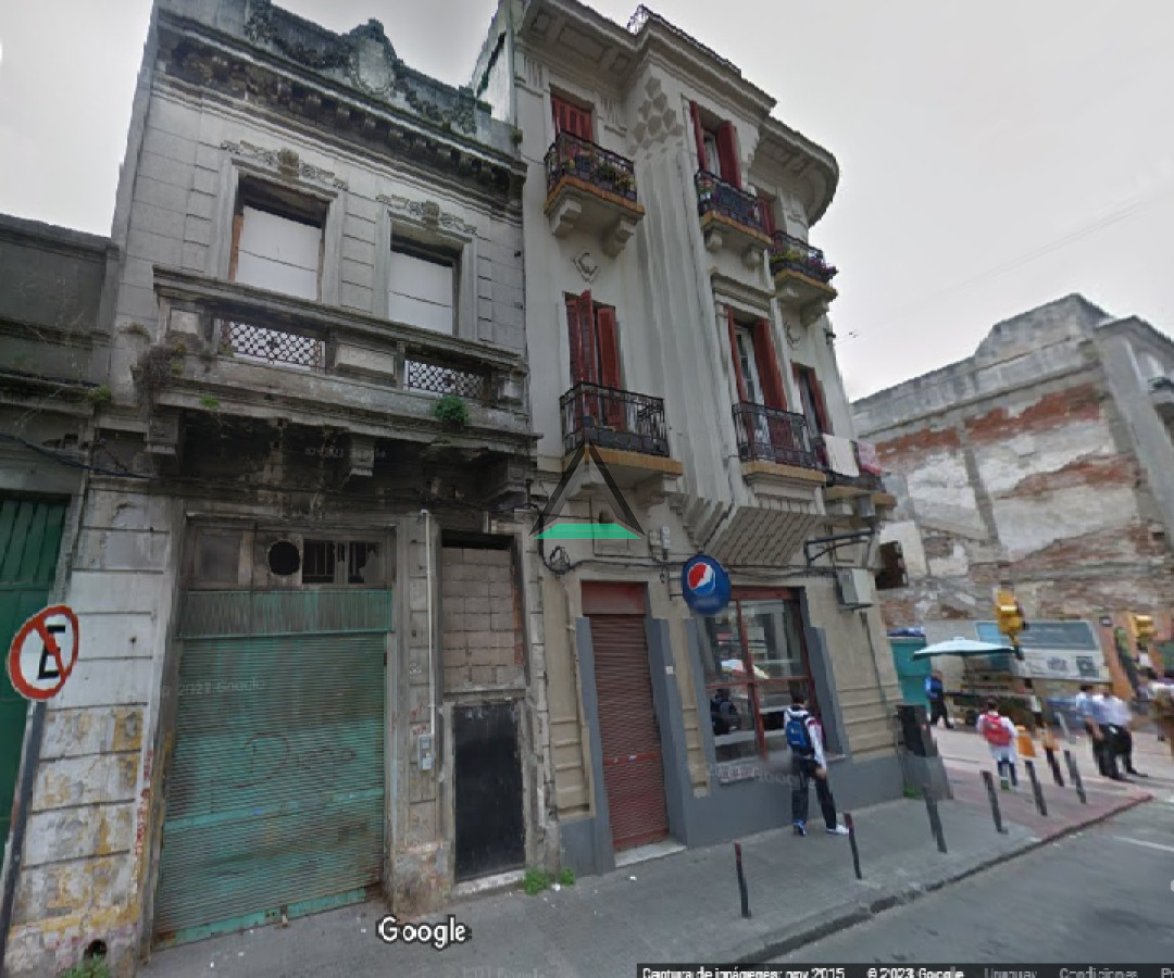 Casa ID.78 - VENTA CASA CIUDAD VIEJA PADRON UNICO PARA RECICLAR A METROS DE PEATONAL 