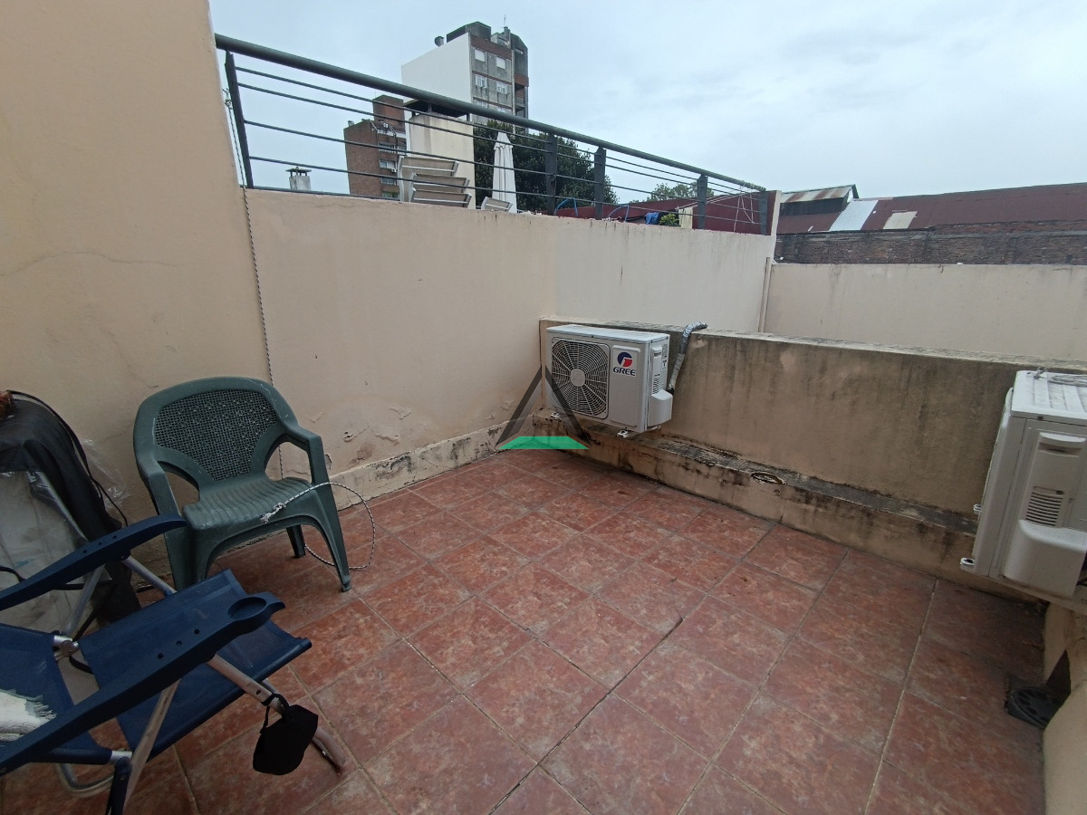 Casa ID.103 - OPORTUNIDAD CASA EN PH MUY SEGURA CON GARAGE FIJO PARQUE BATLLE POCITOS