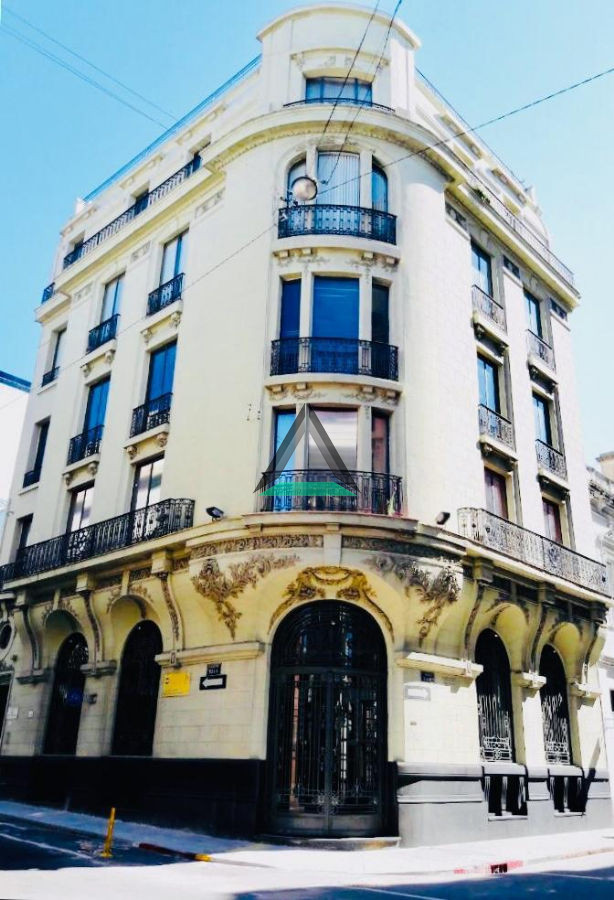 Local Comercial ID.16 - Oficina Alquiler A Metros De Los Bancos
