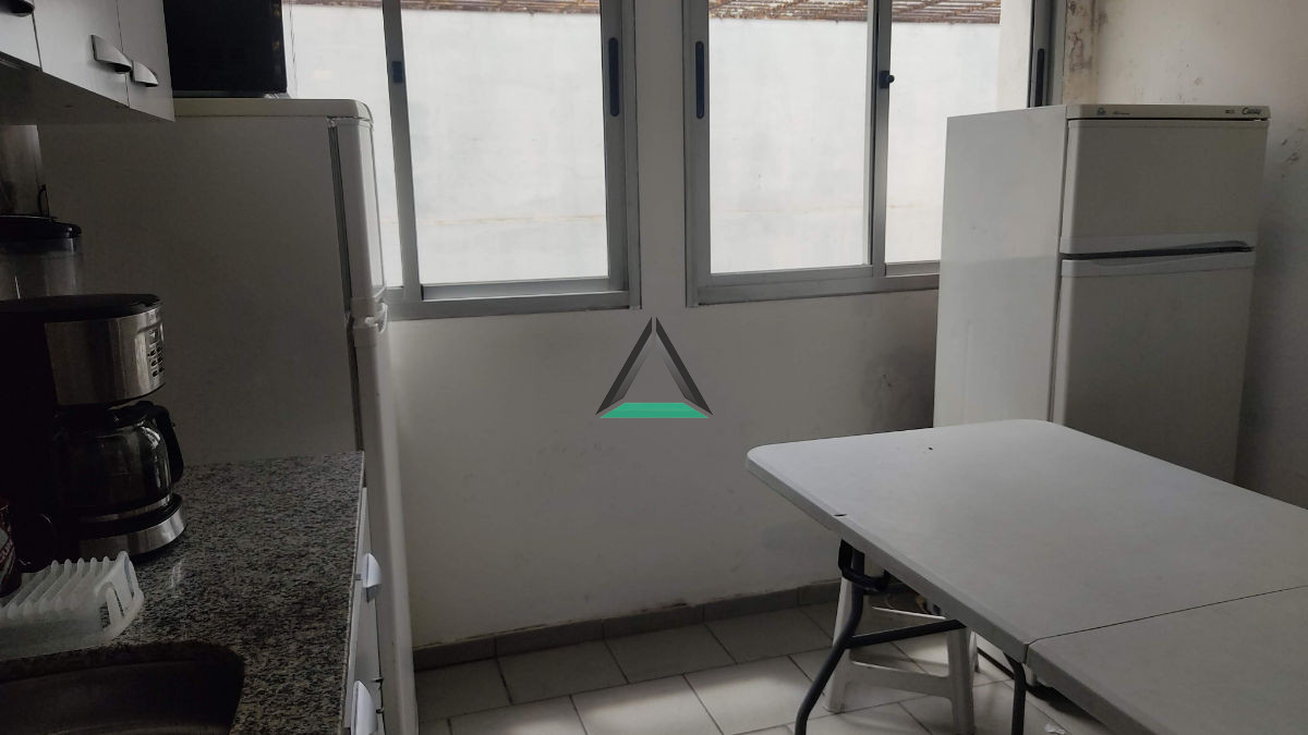 Local Comercial ID.32 - LOCAL COMERCIAL 250 mts.2 TRES CRUCES
