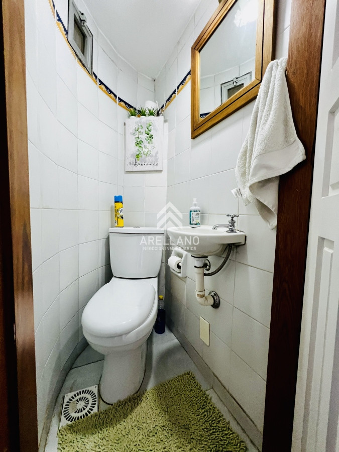 Casa ID.3816 - Venta Casa Duplex 3 Dormitorios, Zona Cantegril con piscina.