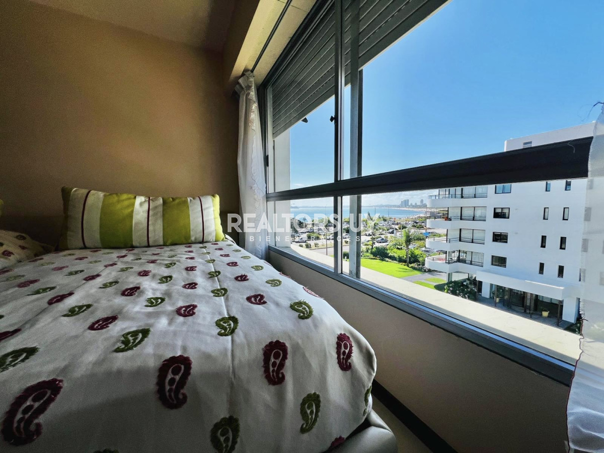 Apartamento ID.868 - Apartamento - Playa Mansa 4 dormitorio
