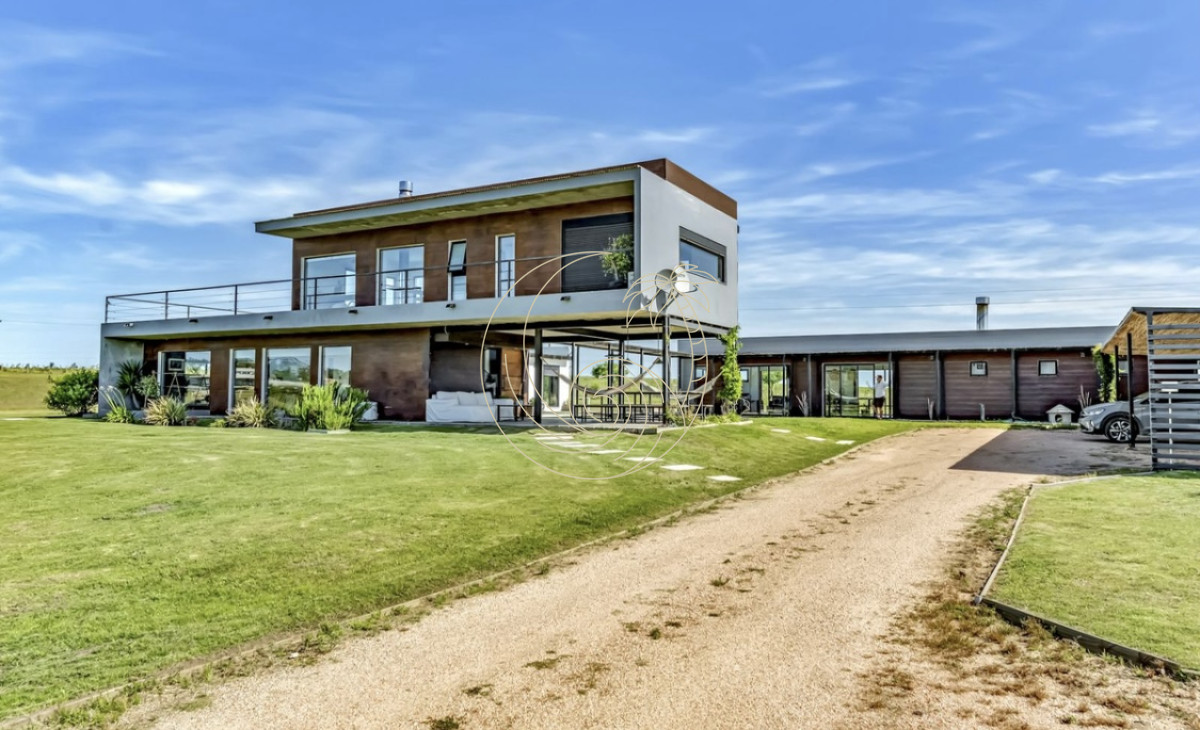 Casa ID.21092630 - Casa en venta en barrio Privado El quijote en la Barra