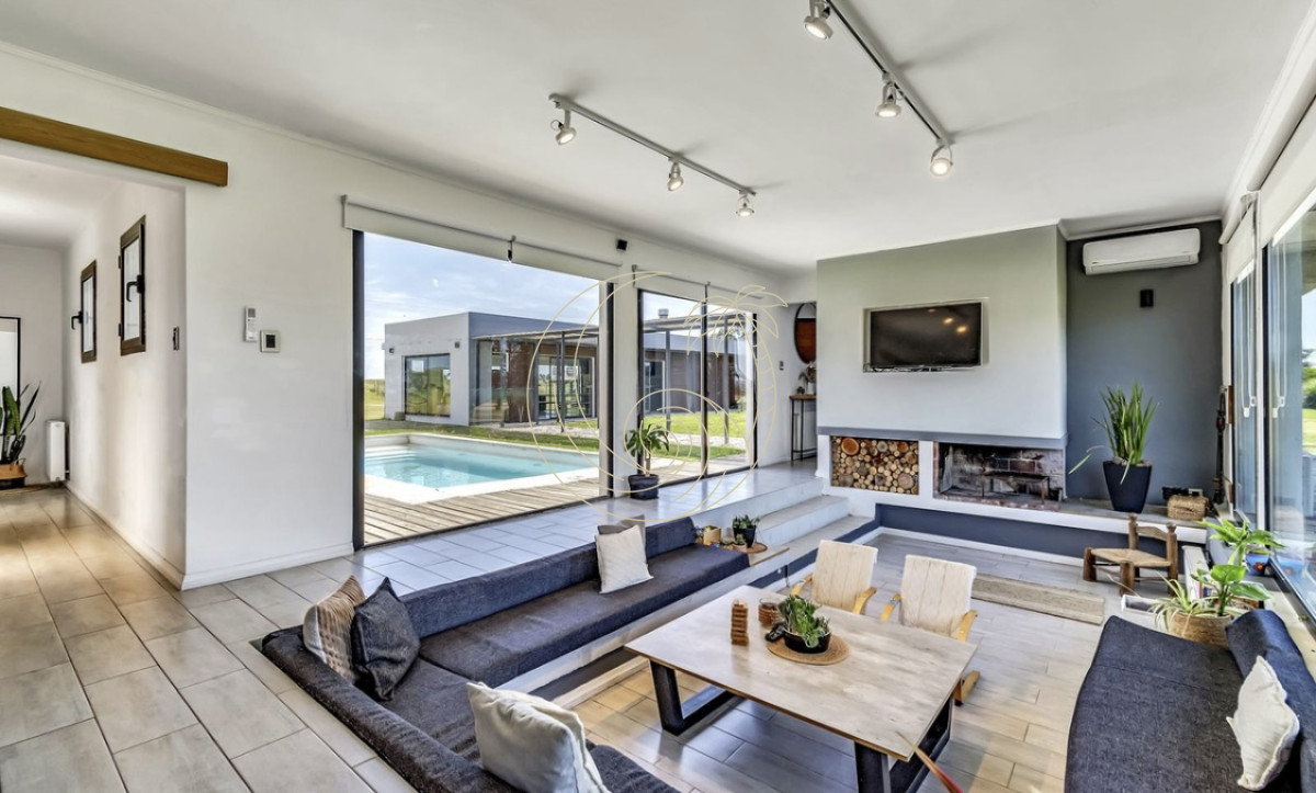 Casa ID.21092630 - Casa en venta en barrio Privado El quijote en la Barra