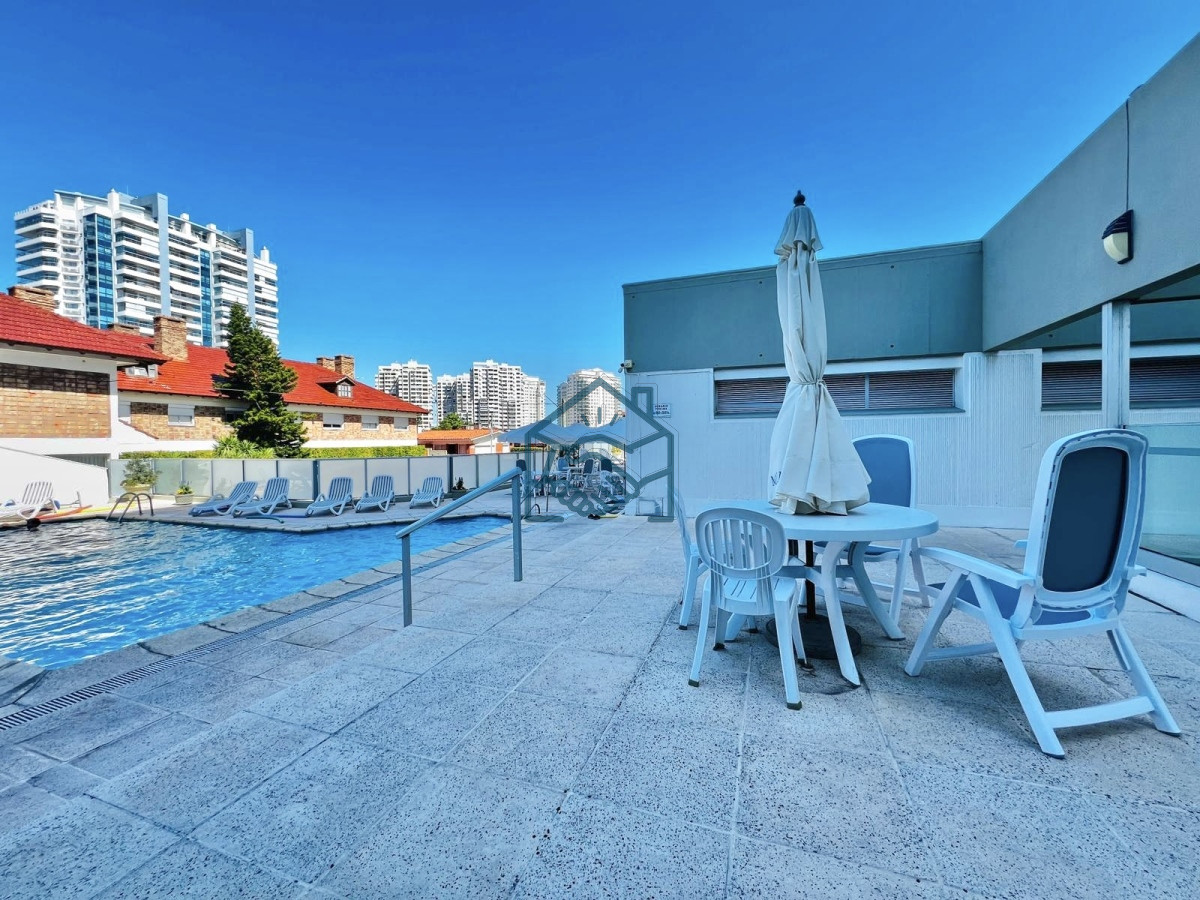 Apartamento ID.642/Apartamento---Playa-Mansa-4-dormitorio - Apartamento - Playa Mansa 4 dormitorio