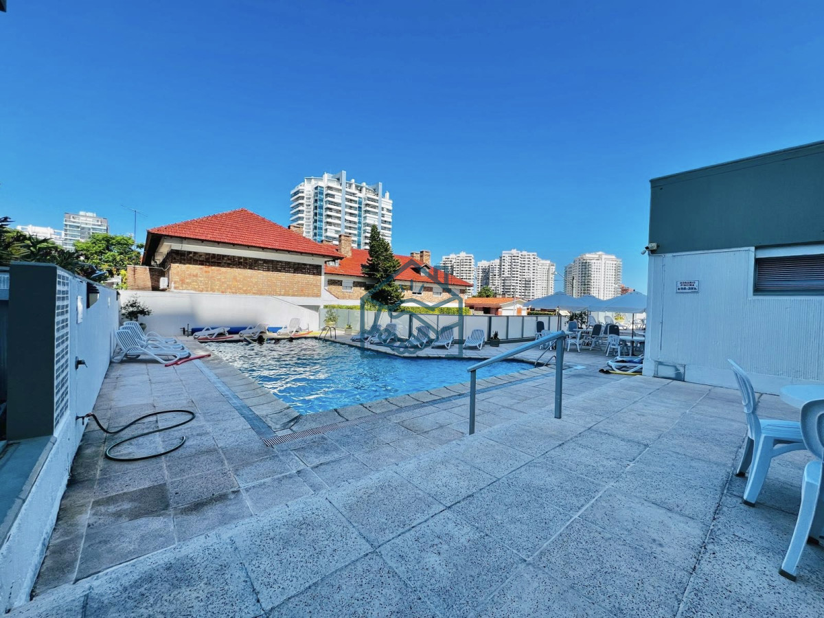 Apartamento ID.642/Apartamento---Playa-Mansa-4-dormitorio - Apartamento - Playa Mansa 4 dormitorio