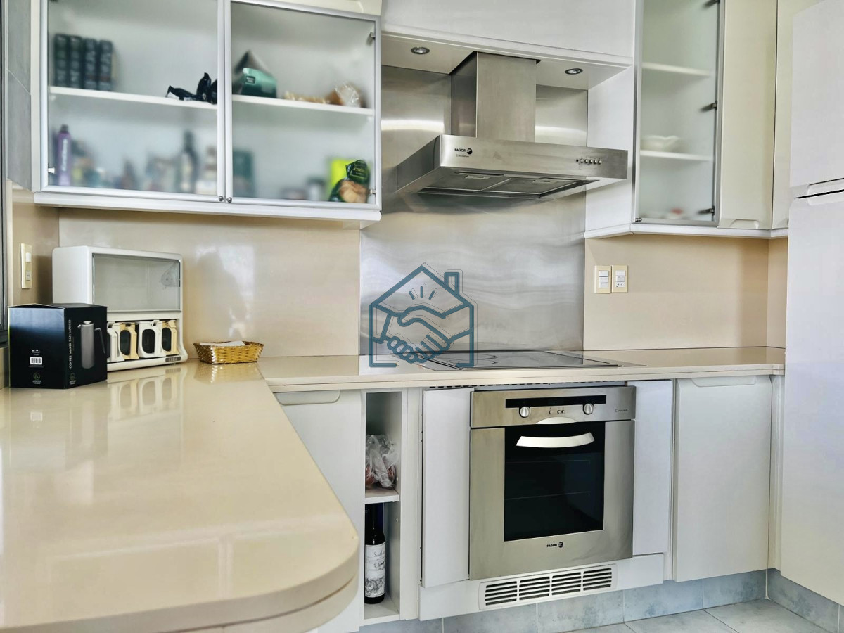 Apartamento ID.642/Apartamento---Playa-Mansa-4-dormitorio - Apartamento - Playa Mansa 4 dormitorio