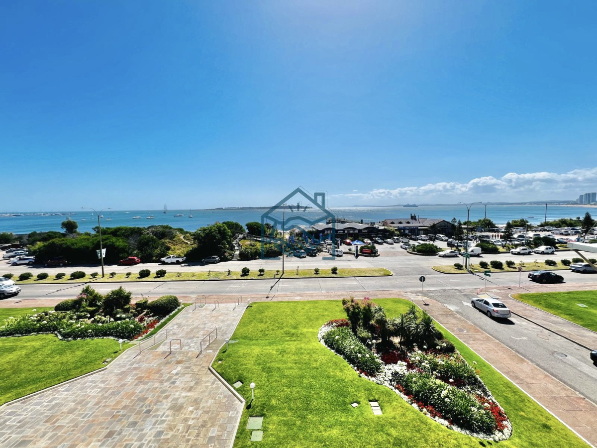 Apartamento ID.642/Apartamento---Playa-Mansa-4-dormitorio - Apartamento - Playa Mansa 4 dormitorio