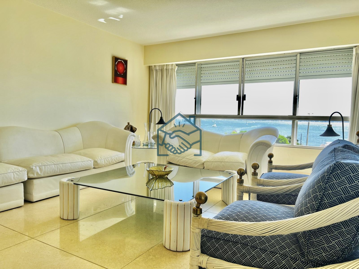 Apartamento ID.642/Apartamento---Playa-Mansa-4-dormitorio - Apartamento - Playa Mansa 4 dormitorio