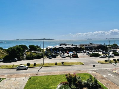 Apartamento ID.642/Apartamento---Playa-Mansa-4-dormitorio - Apartamento - Playa Mansa 4 dormitorio