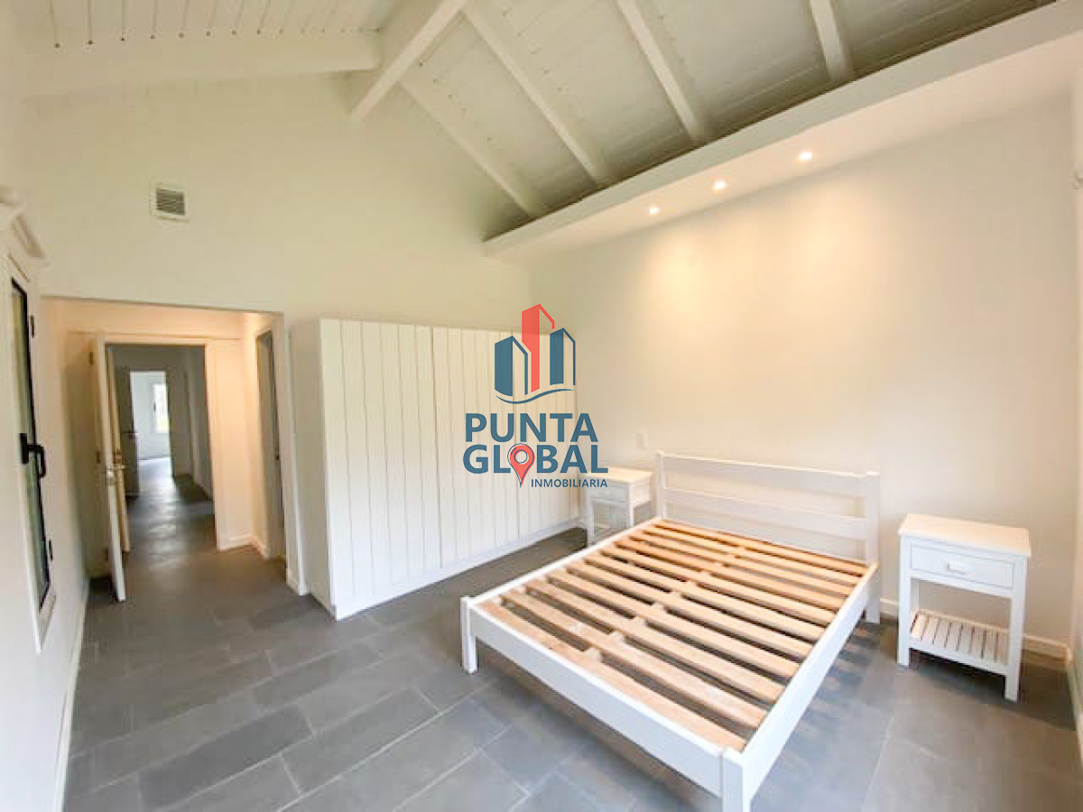 Casa ID.205 - Hermosa casa Barrio privado - Punta Ballena - Venta