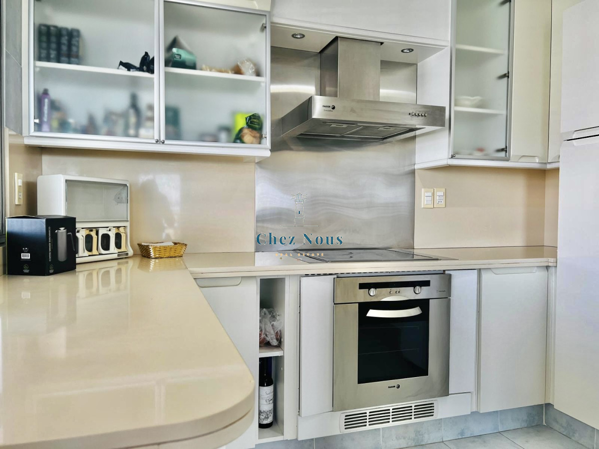 Apartamento ID.1092 - Apartamento - Playa Mansa 4 dormitorio