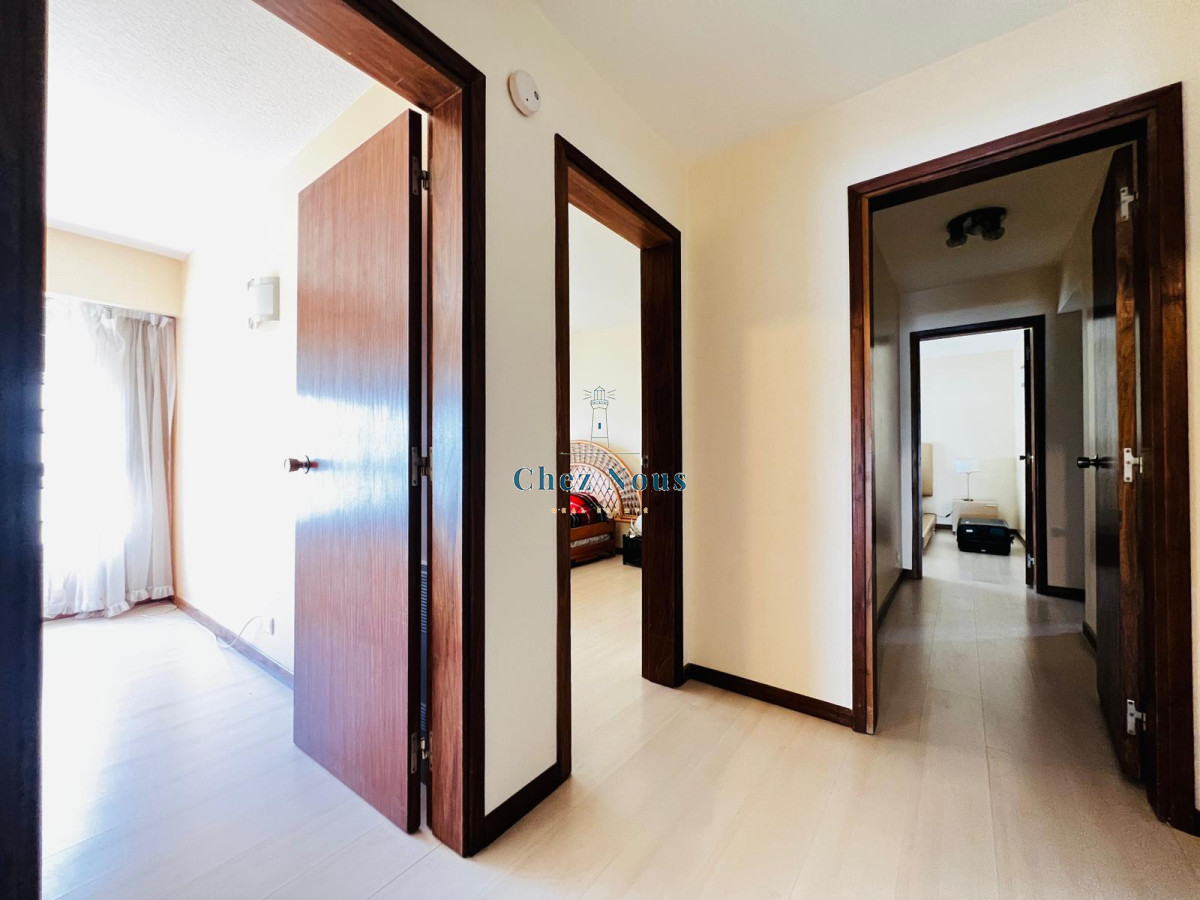 Apartamento ID.1092 - Apartamento - Playa Mansa 4 dormitorio