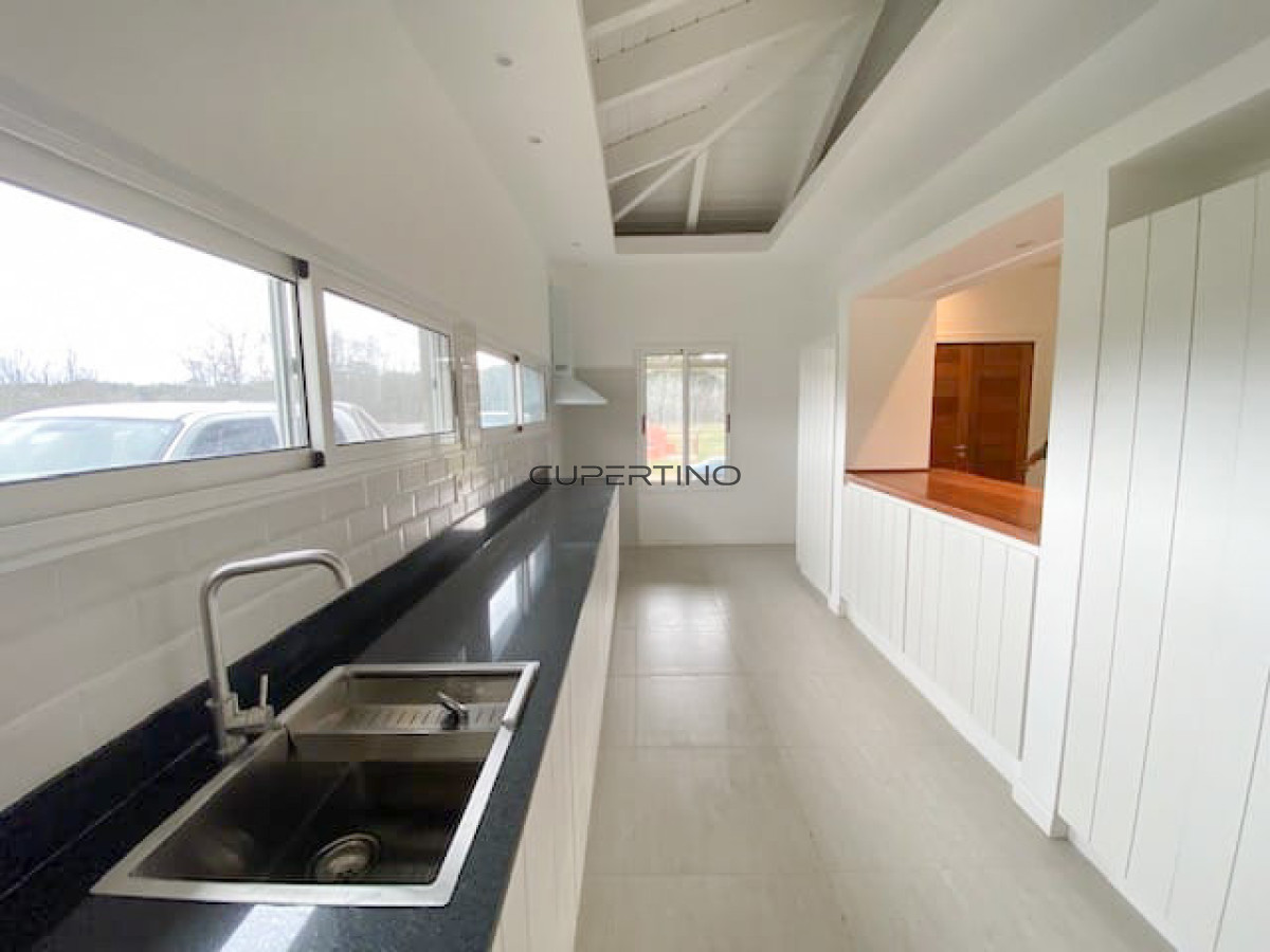 Hermosa casa Barrio privado - Punta Ballena - Venta — foto 5