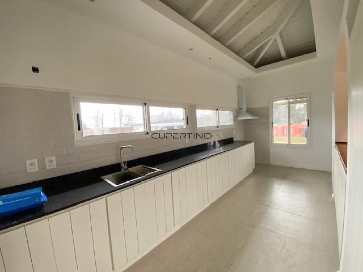 Hermosa casa Barrio privado - Punta Ballena - Venta — foto 7